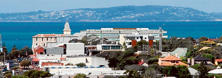 With this digitally altered image Nepean Historical Society member Gary Naughton shows how the hotel could change the town’s profile when seen from Port Phillip.
