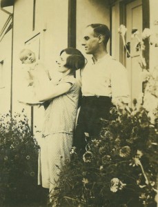 Stan and Ella Prout with baby Don, 1928. 